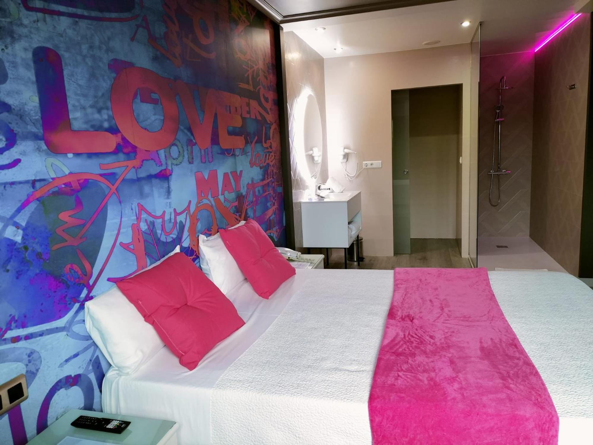 Motel Trebol Tui Extérieur photo