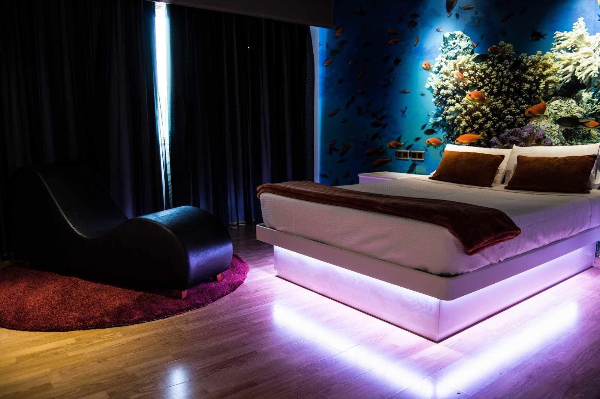 Motel Trebol Tui Extérieur photo